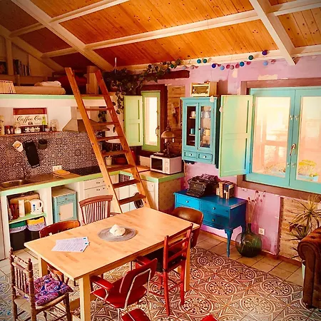 La Casa Rota De Сasa de vacaciones *